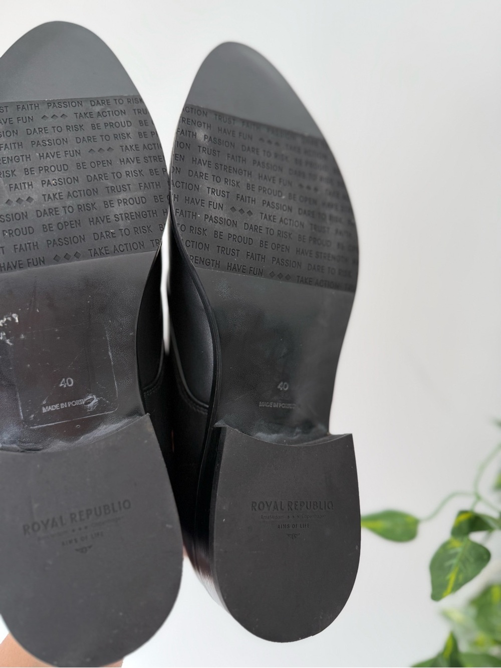 Royal RepubliQ PRIME DERBY NO LACE 201 minimalist leather shoe | BLACK - Picture 8 of 12